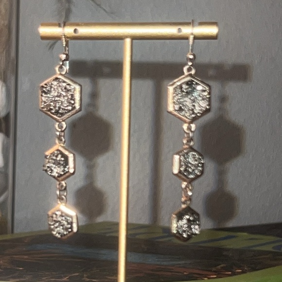 3 tier dangle earrings gold and black sparkle quartz rock octagon shaped 3” long - Picture 7 of 14